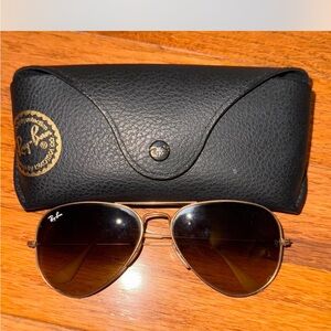 Ray-Ban Aviator Sunglasses with Case